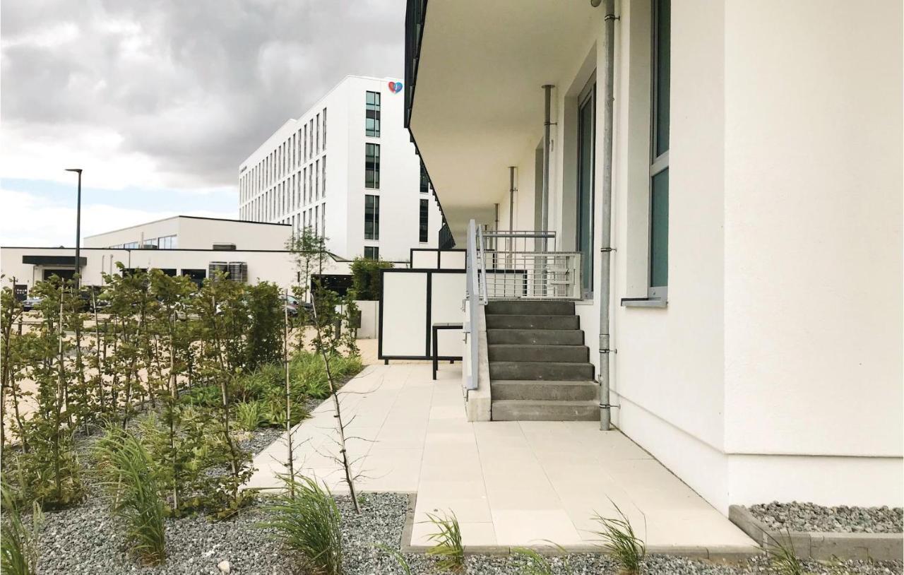 Stunning Apartment In Luebeck Travemuende With Wifi Екстериор снимка